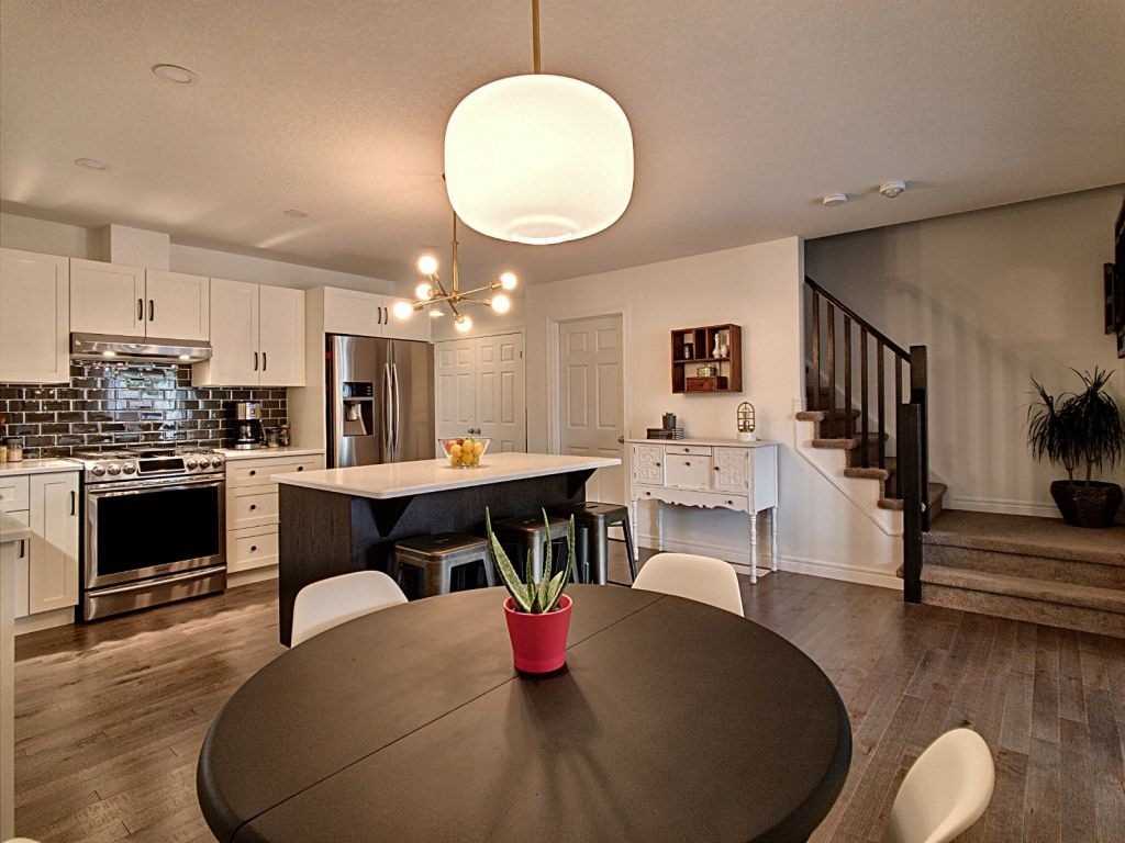 28 66 Eastview Rd, (MLS® X4909813) See this condo townhouse for