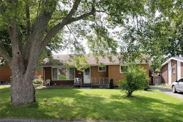 Frontenac & Kingston Bungalows for Sale View Bungalow Real Estate in Frontenac County, ON