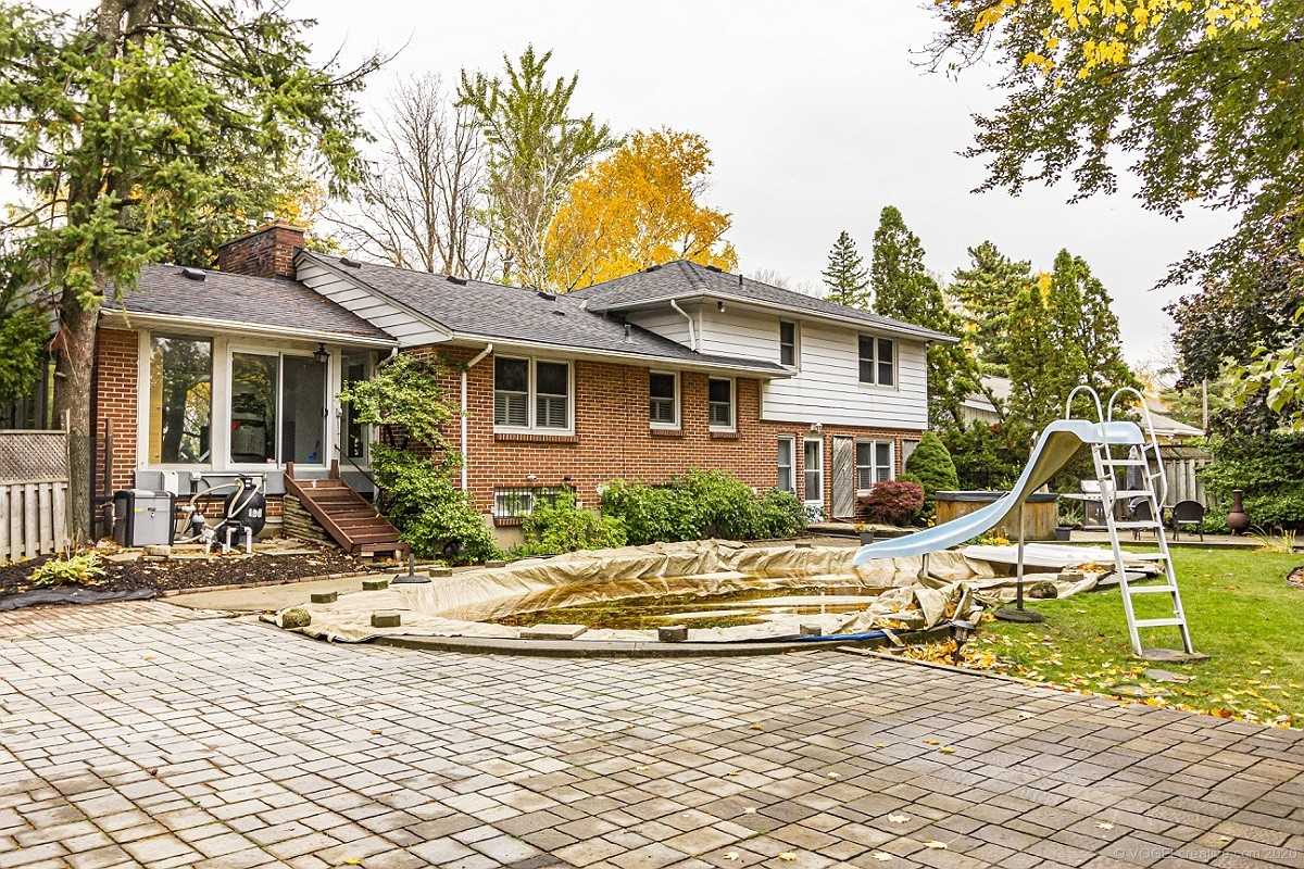 675 Scenic Dr