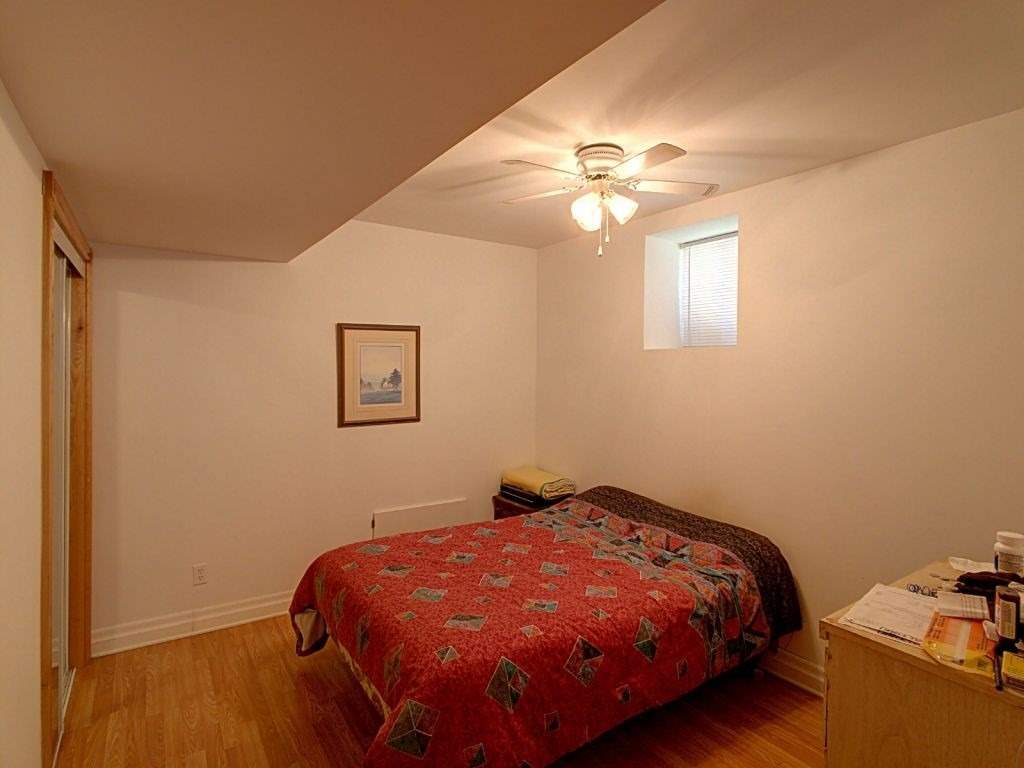4 Ann St