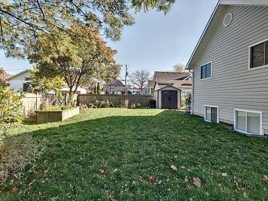 4 Ann St