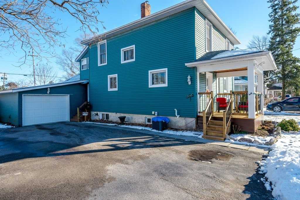 26 Sherwood St