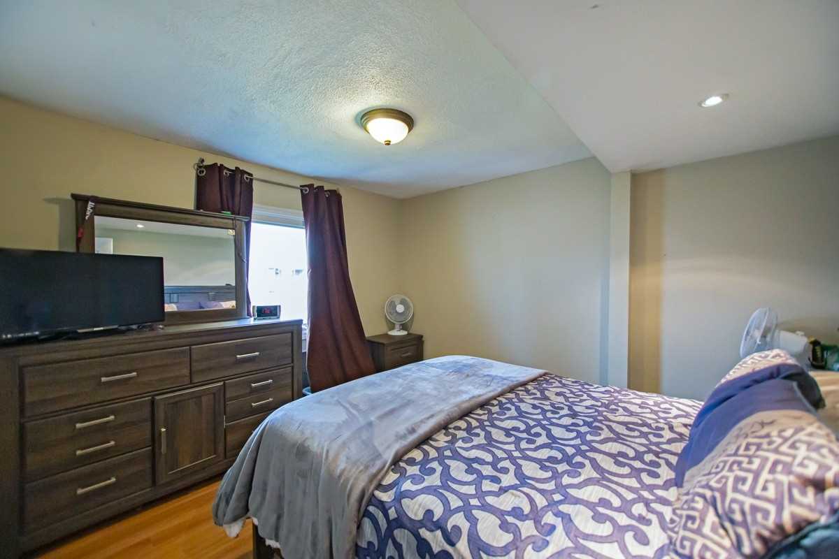 206 Green Rd