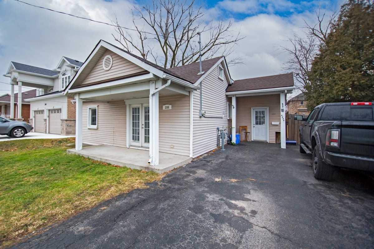 206 Green Rd