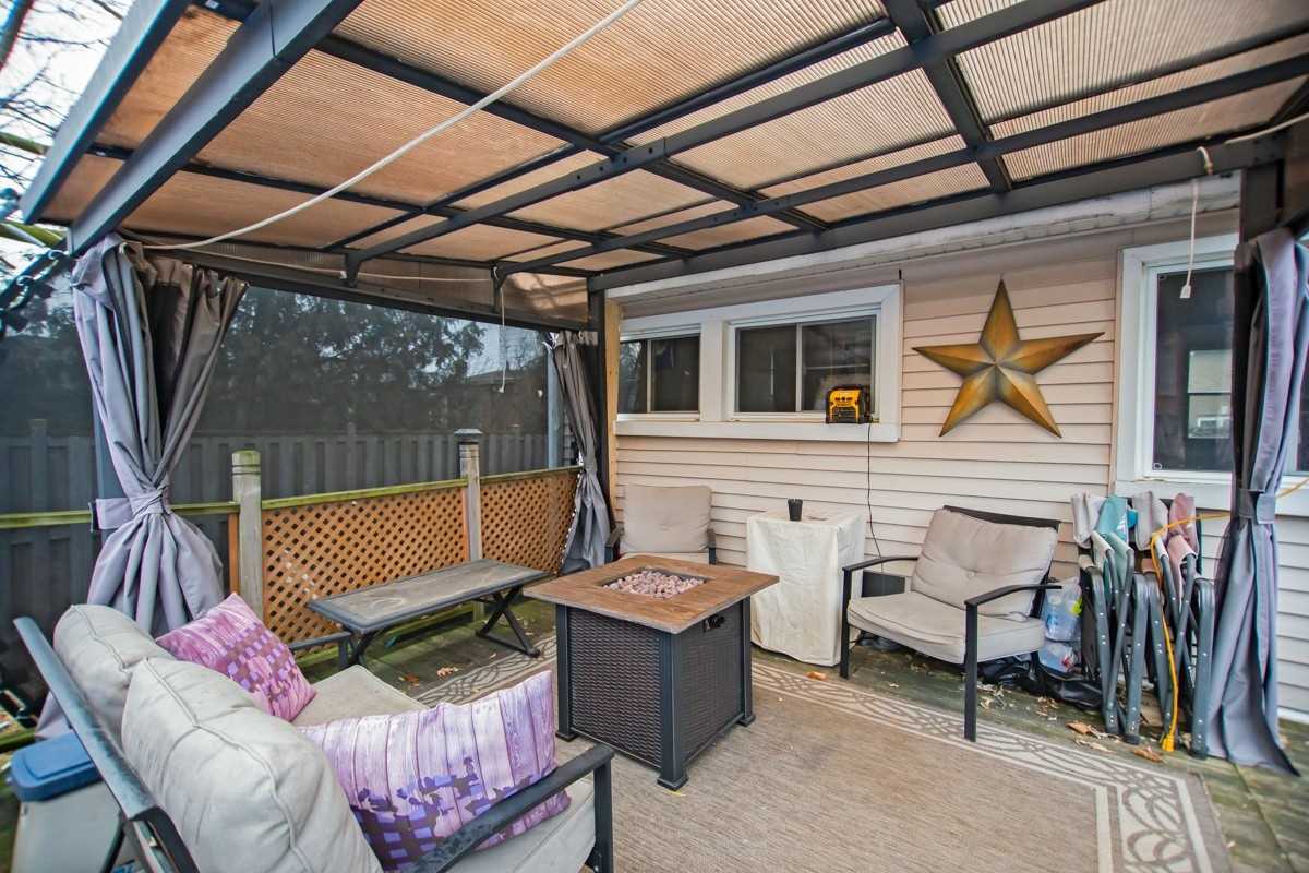 206 Green Rd