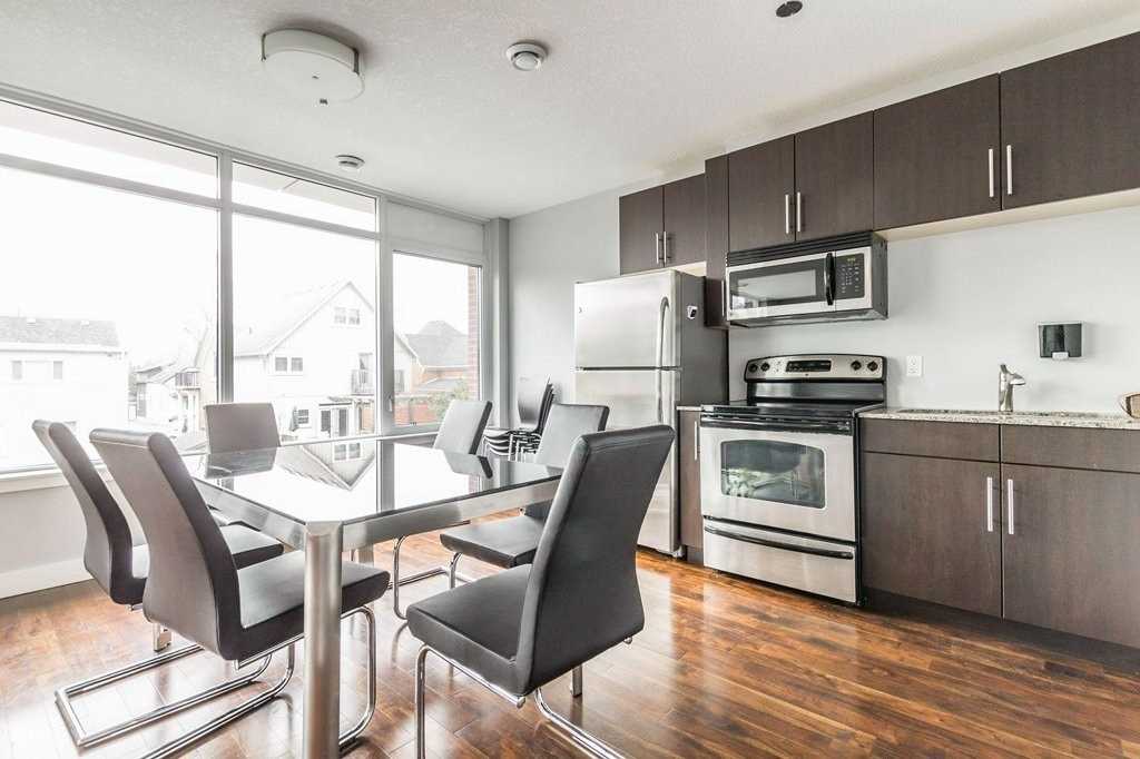 188 King St S, #411