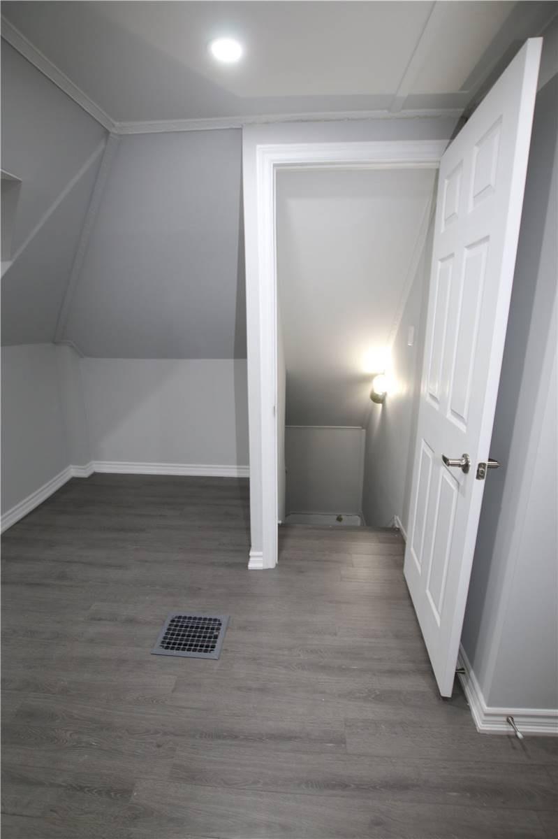 297 Cumberland Ave, #03