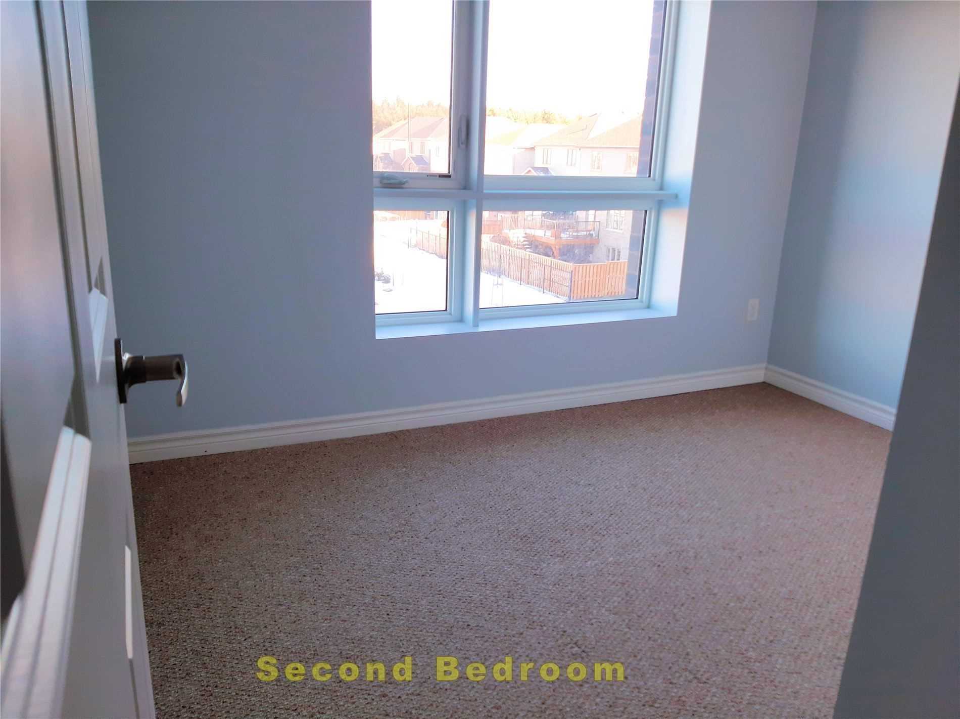 7 Kay Cres, #208