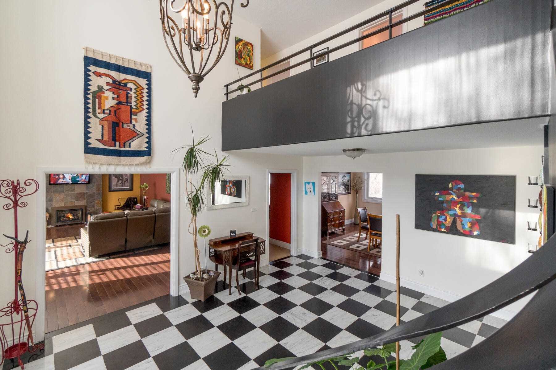 10 Douglas Pl
