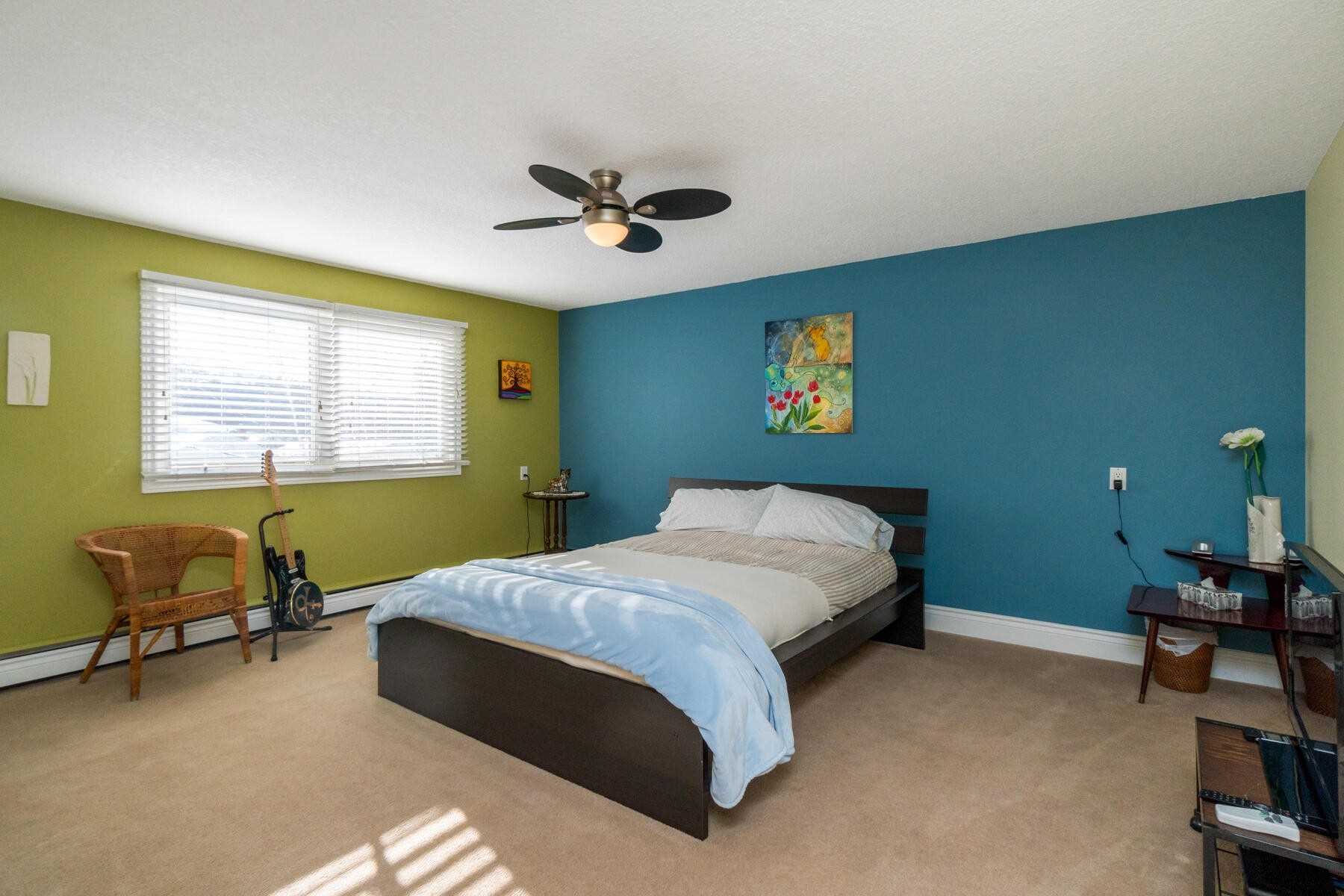10 Douglas Pl