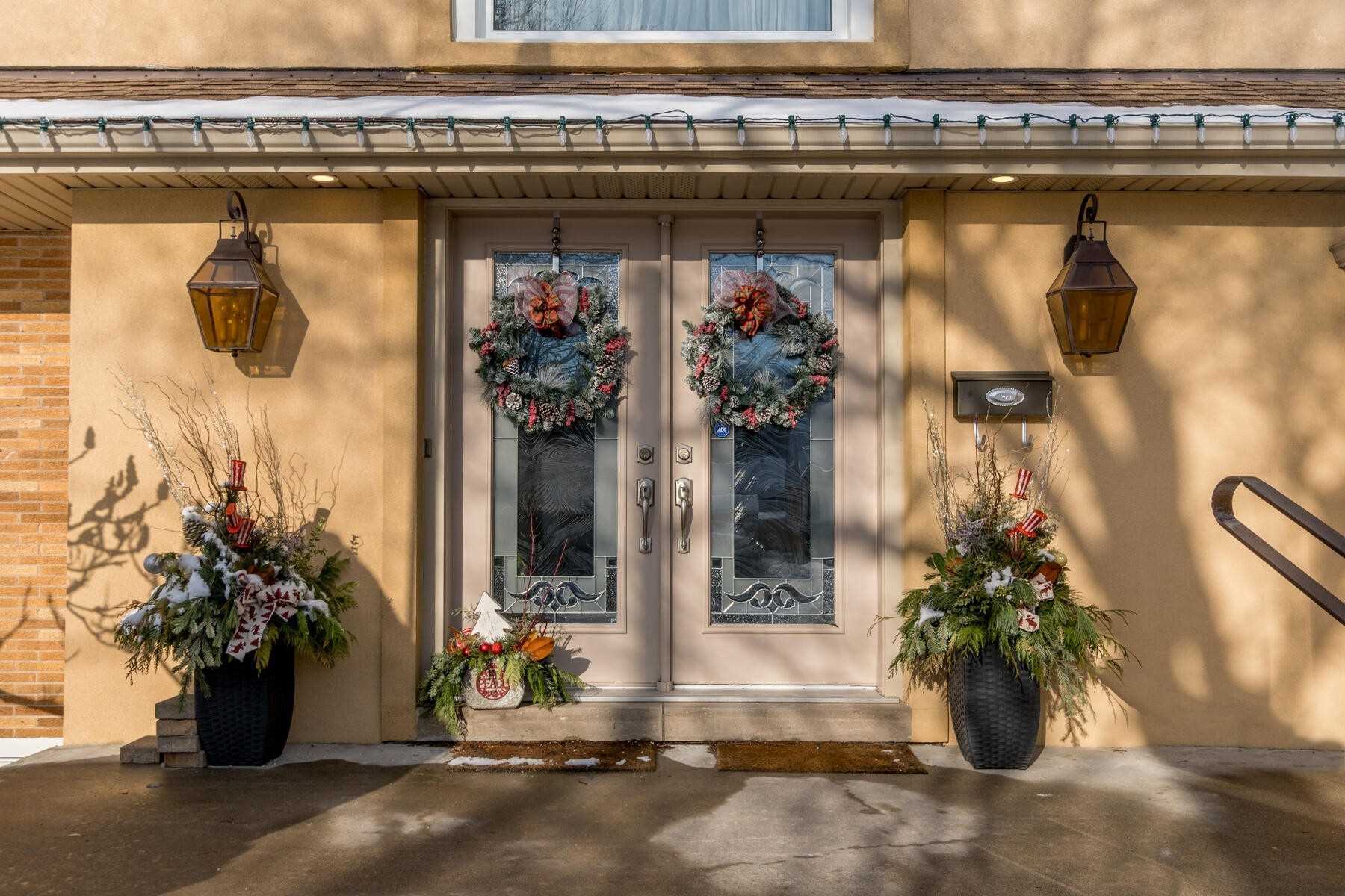 10 Douglas Pl