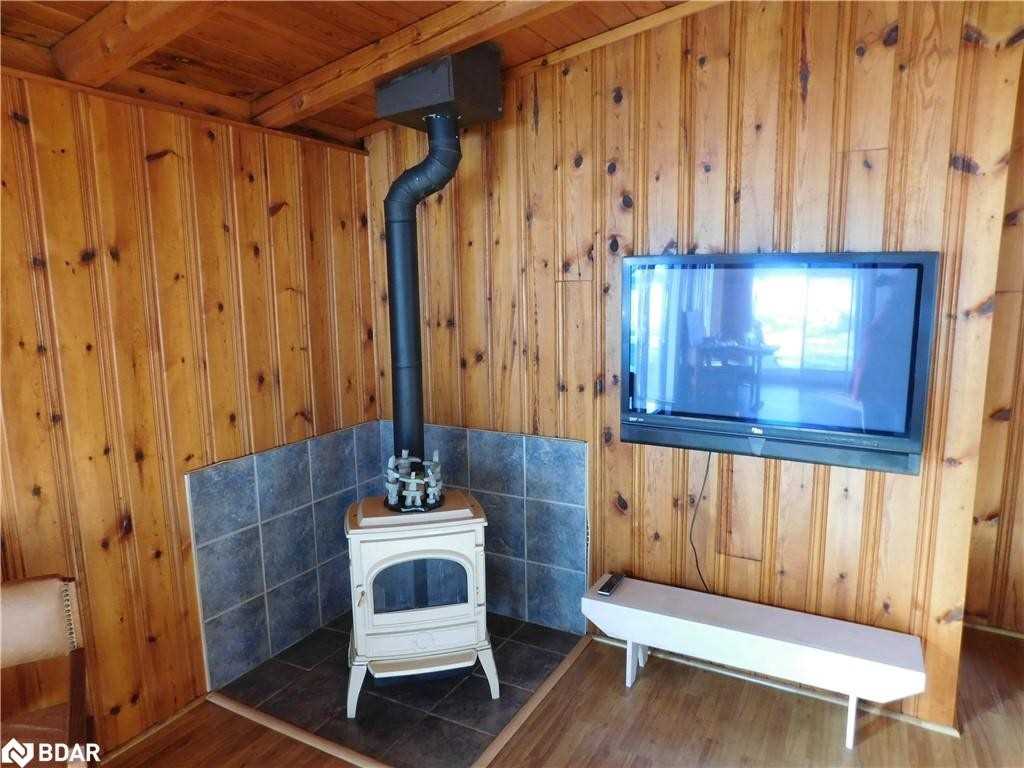 154 Oak Bay Rd