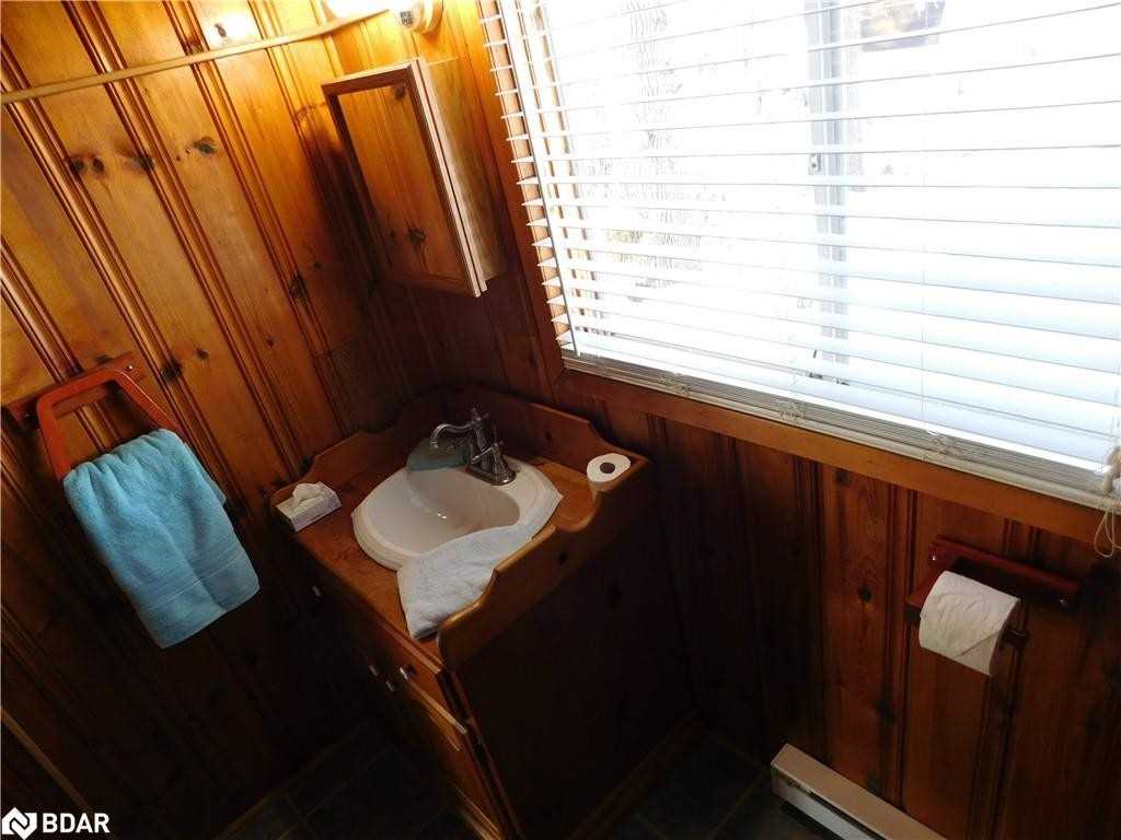 154 Oak Bay Rd
