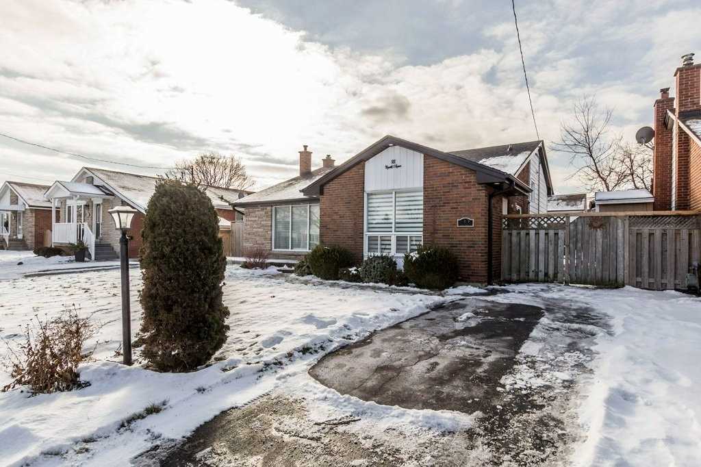 22 Newark Ave