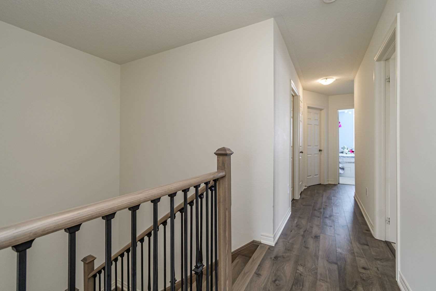 35 Riverwalk Dr
