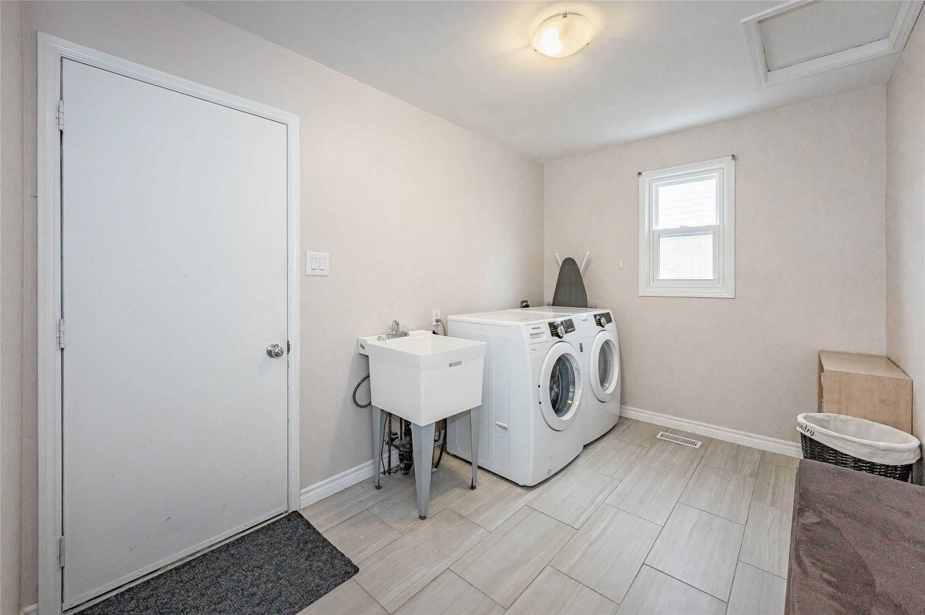 139 Downey Rd