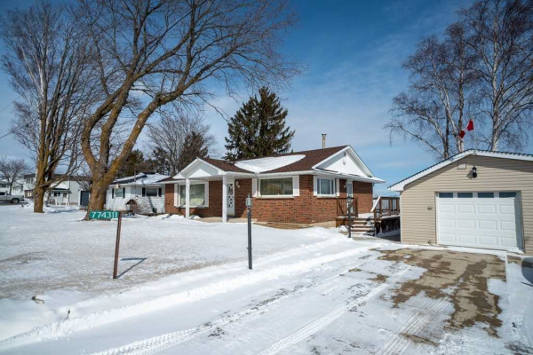 774311 Highway 10, Grey Highlands