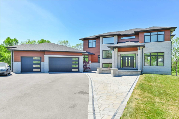 25 Old Stone Rd, Prince Edward County