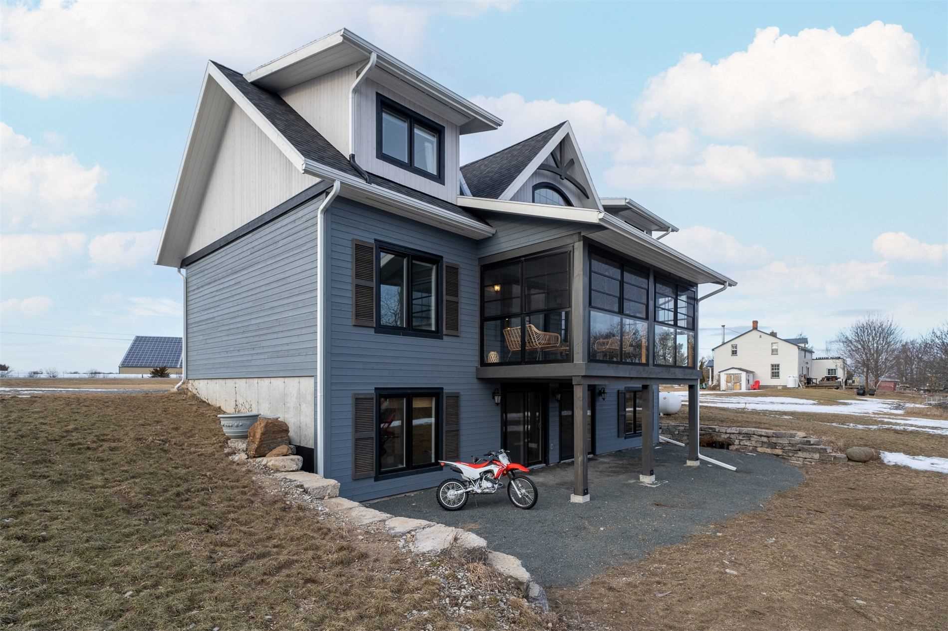19009 Loyalist Pkwy