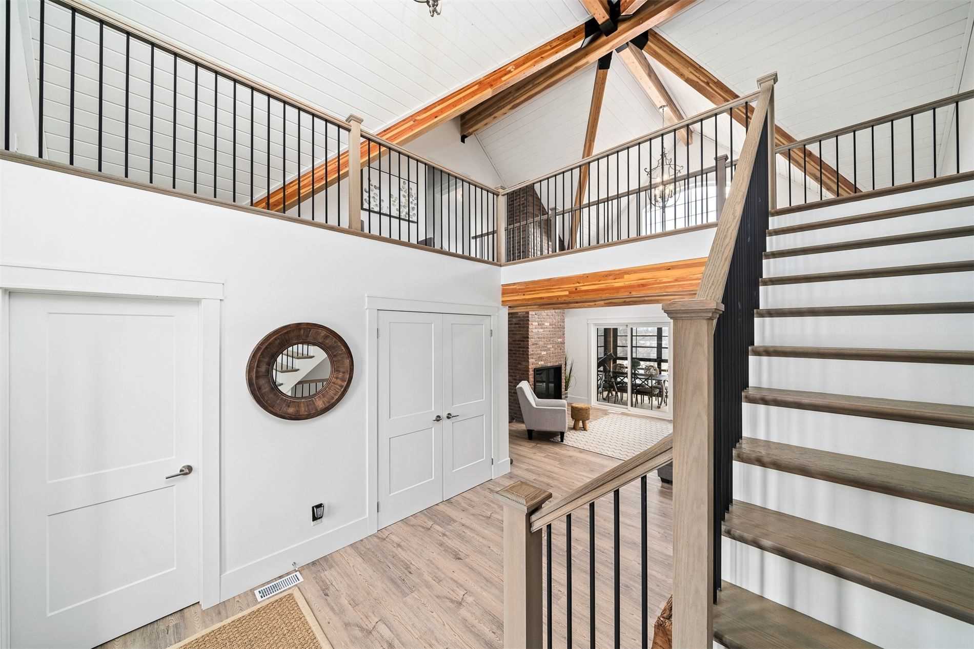 19009 Loyalist Pkwy