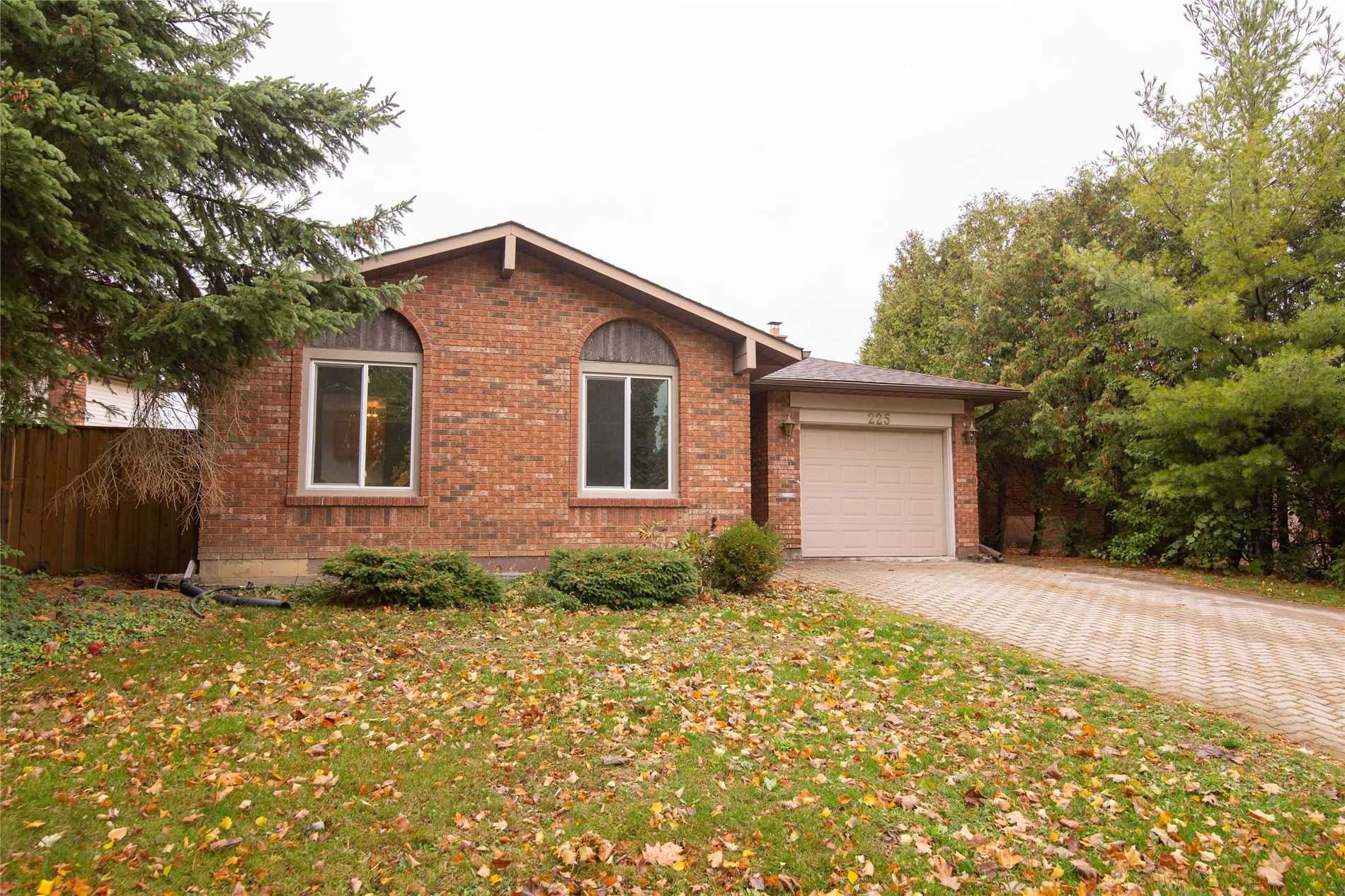 225 Athenia Dr