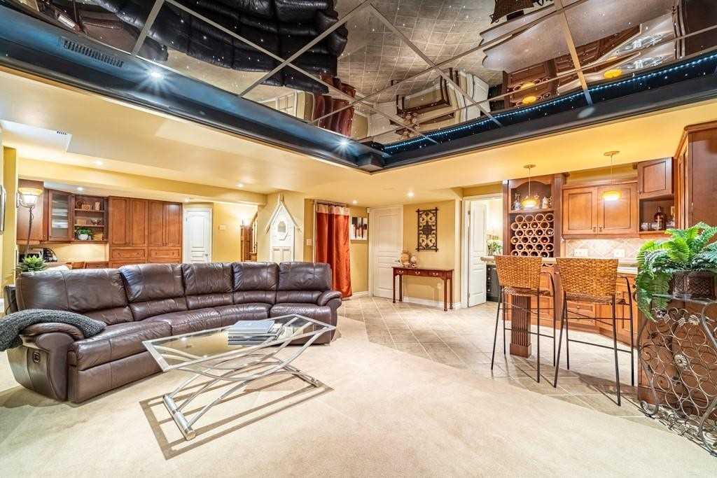 17 Brigantine Crt