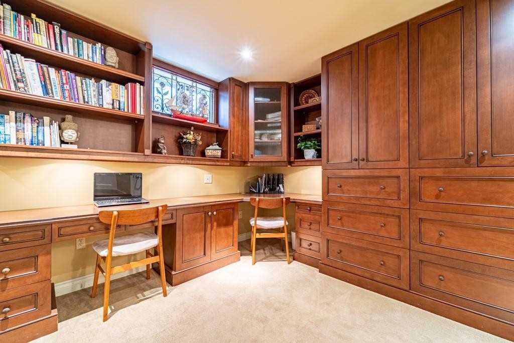 17 Brigantine Crt