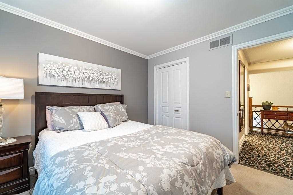17 Brigantine Crt