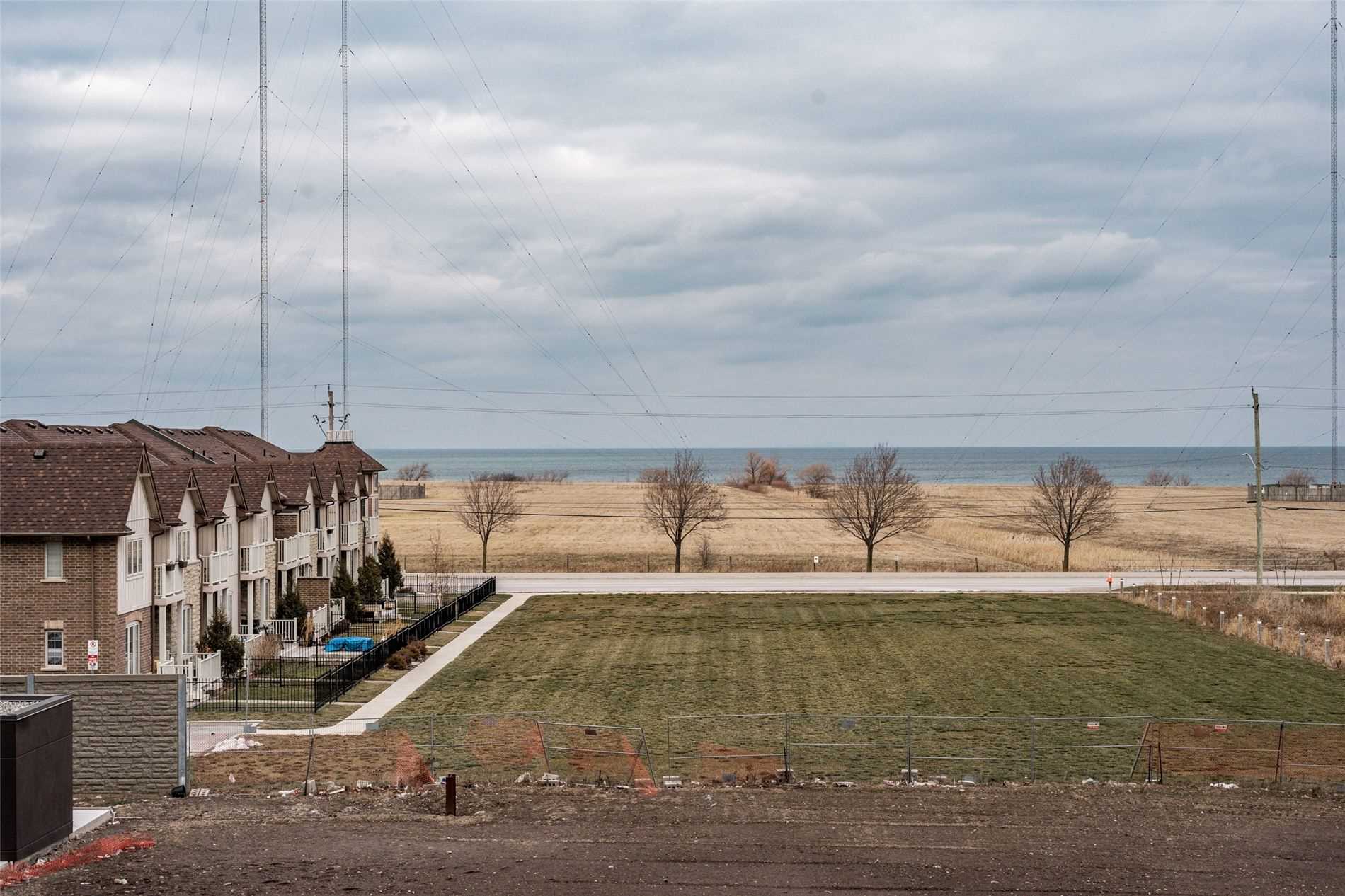 550 North Service Rd, #217