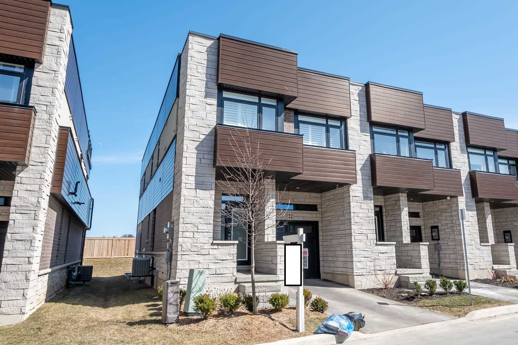 35 Midhurst Hts, #22