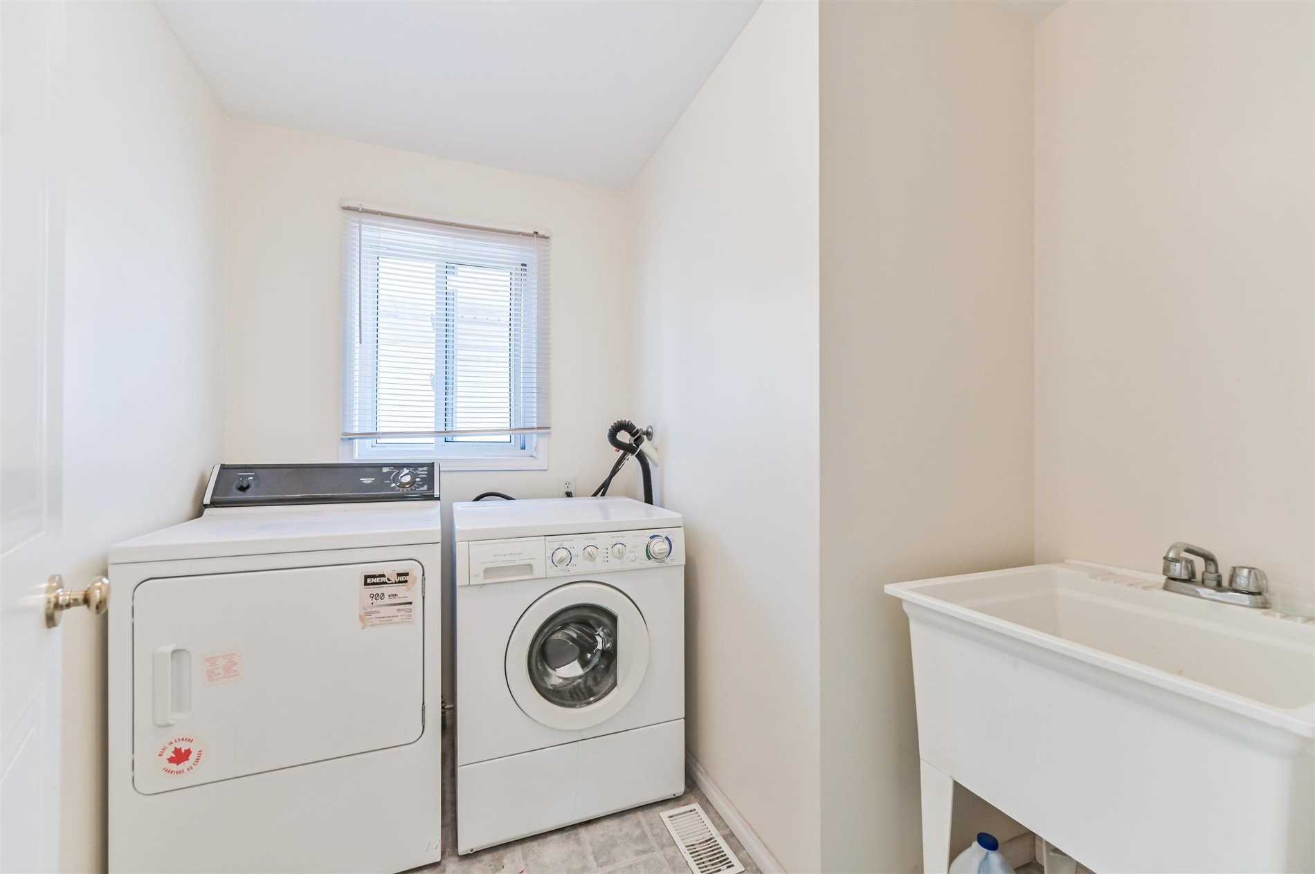 362 Highbrook Cres