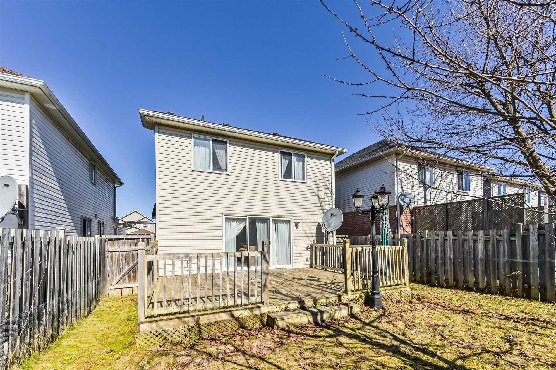 362 Highbrook Cres