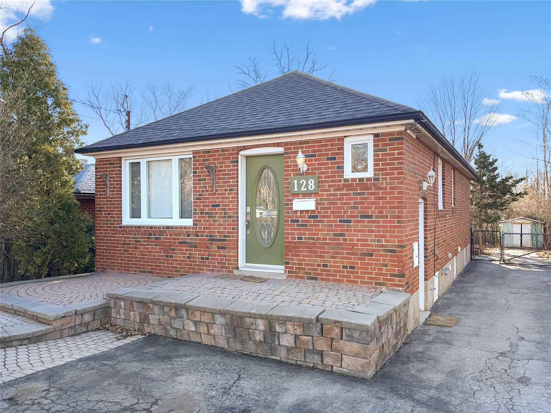 128 Prince Charles Dr