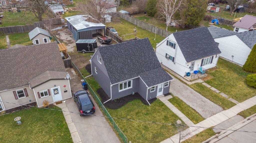 6 John St