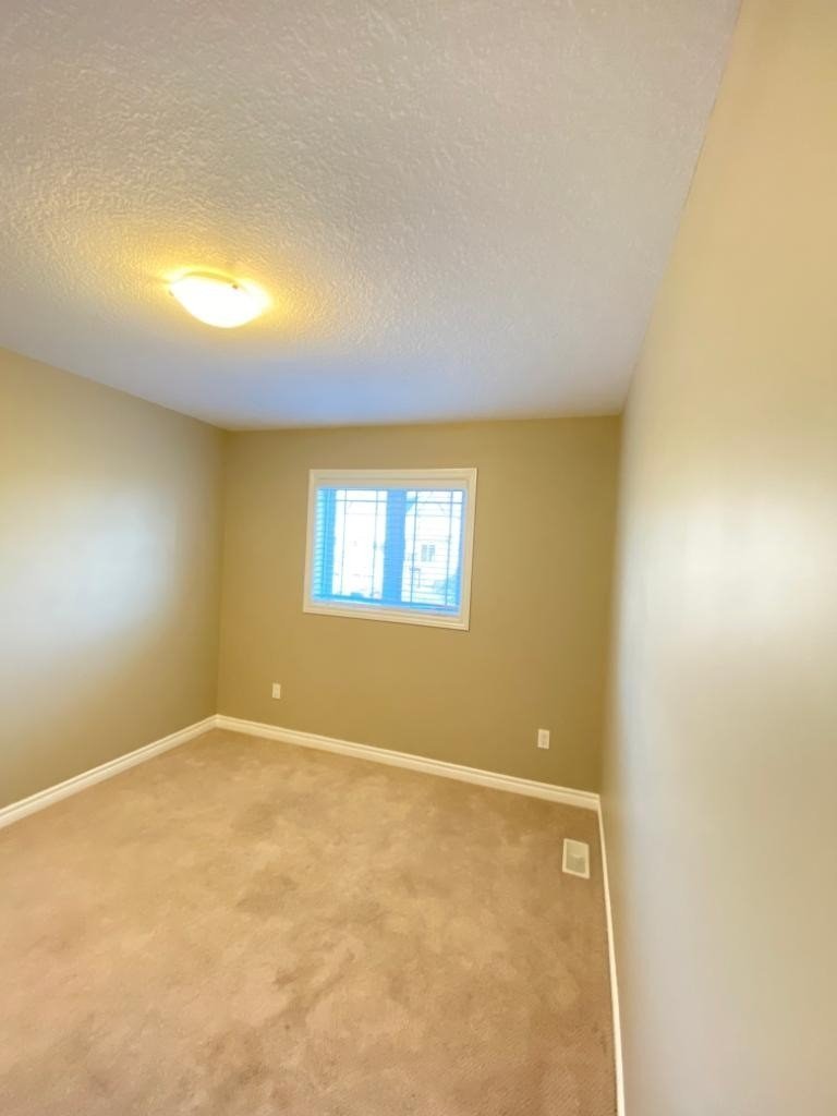 28 Jeffrey Dr