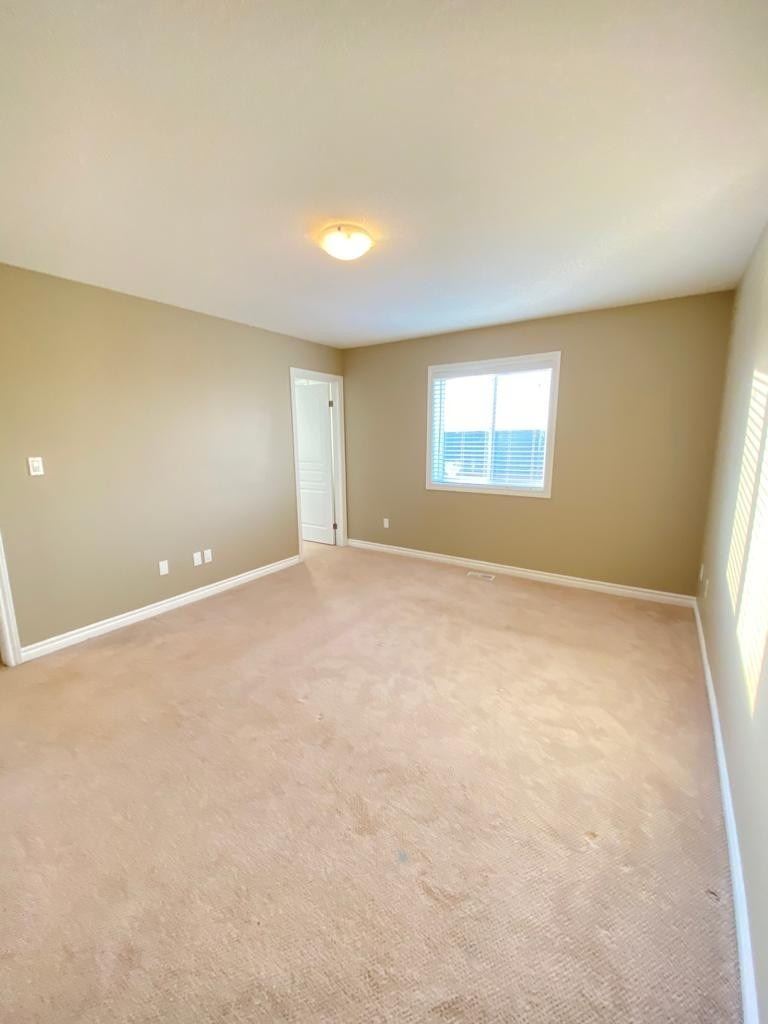28 Jeffrey Dr