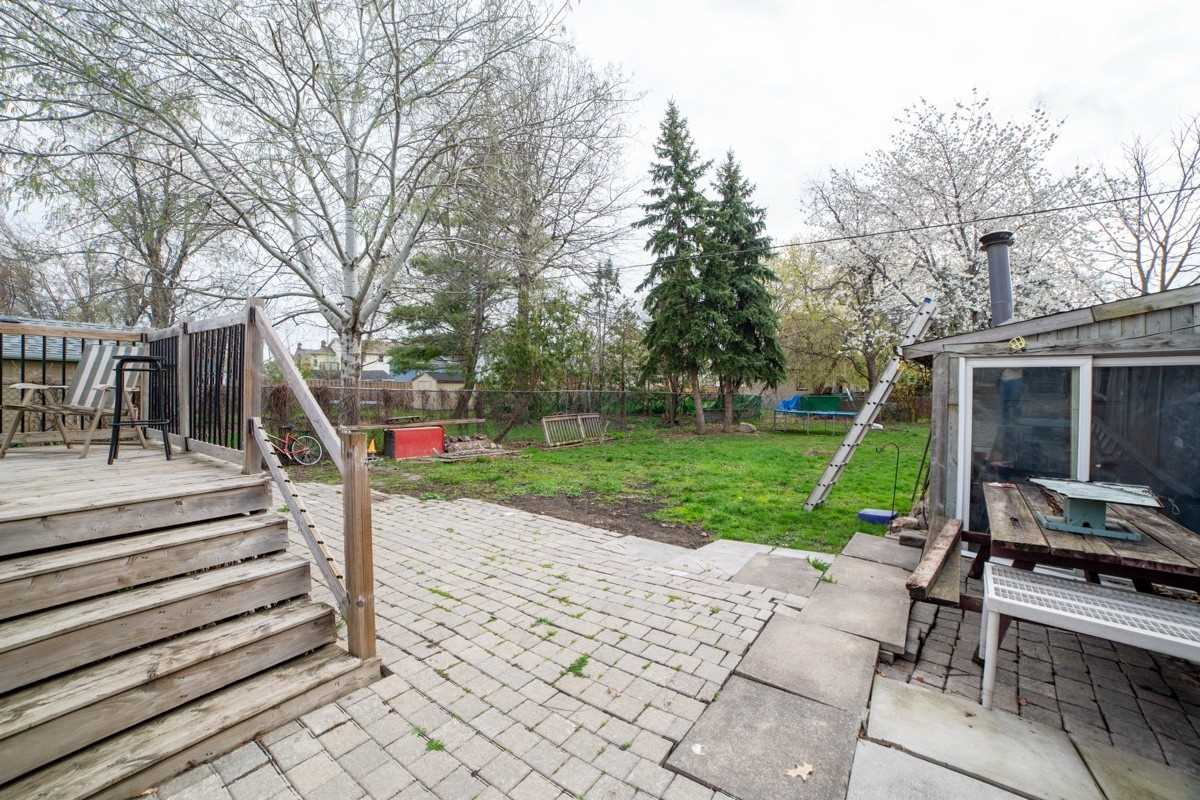 20 Tasker St