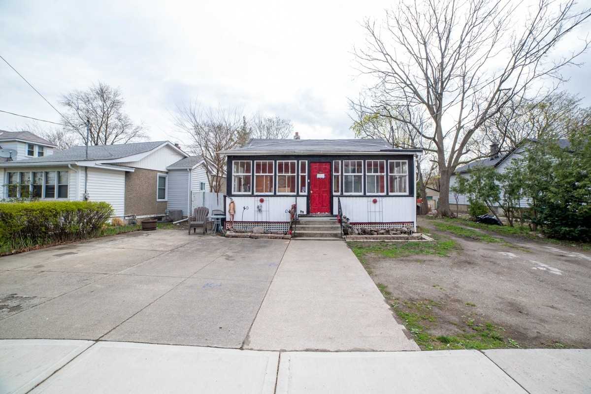20 Tasker St