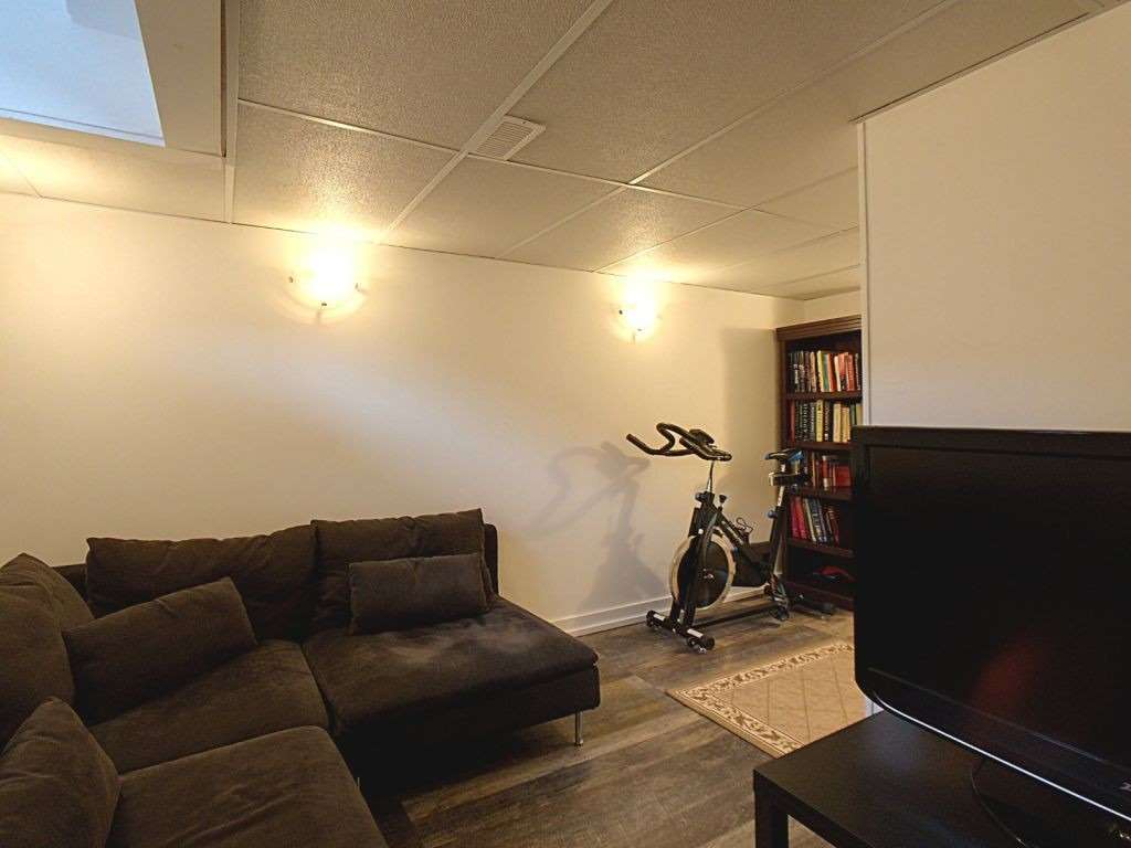 377 Glancaster Rd, #69