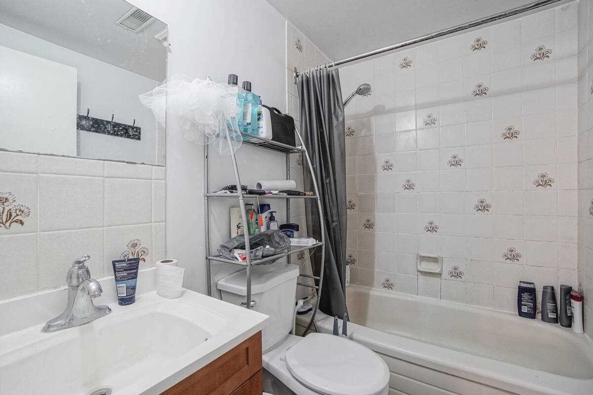30 Orchard Mill Cres