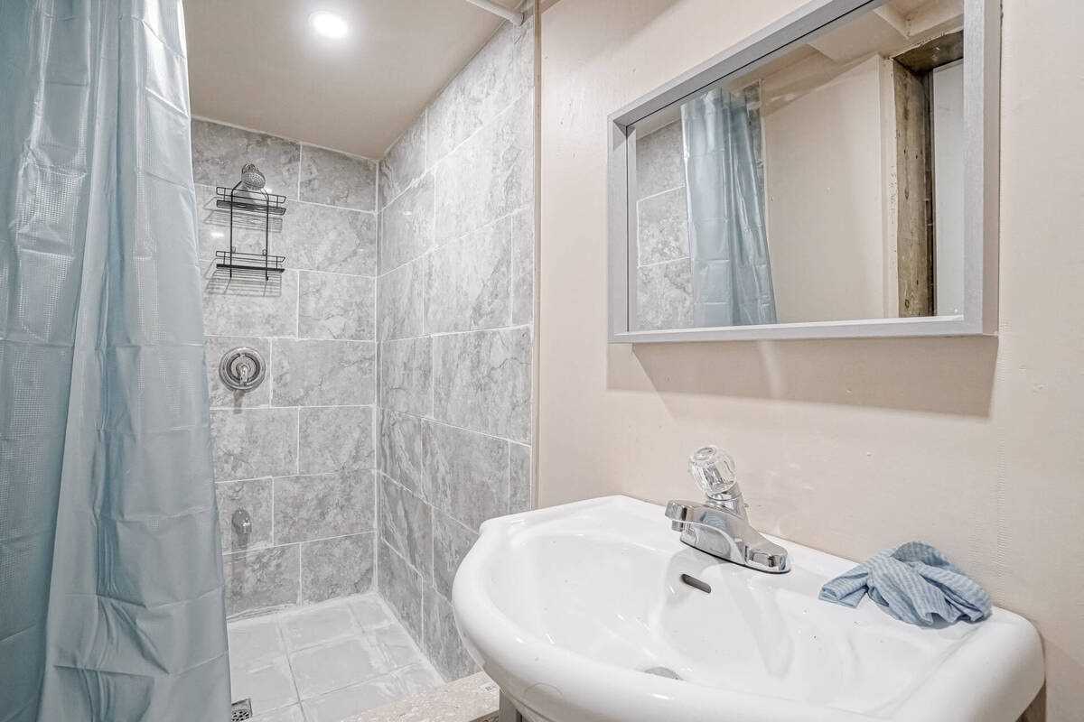 30 Orchard Mill Cres