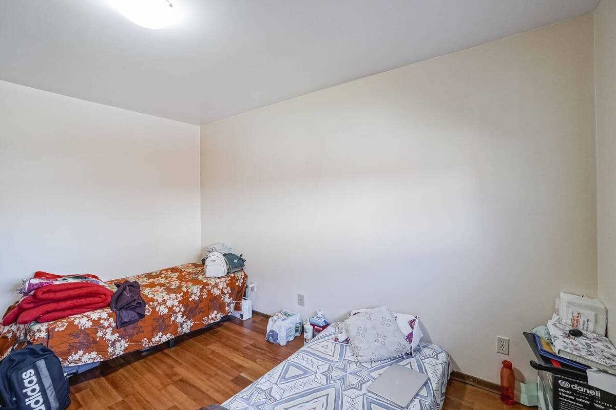 30 Orchard Mill Cres