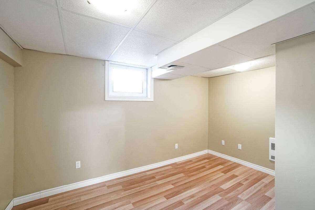 30 Orchard Mill Cres