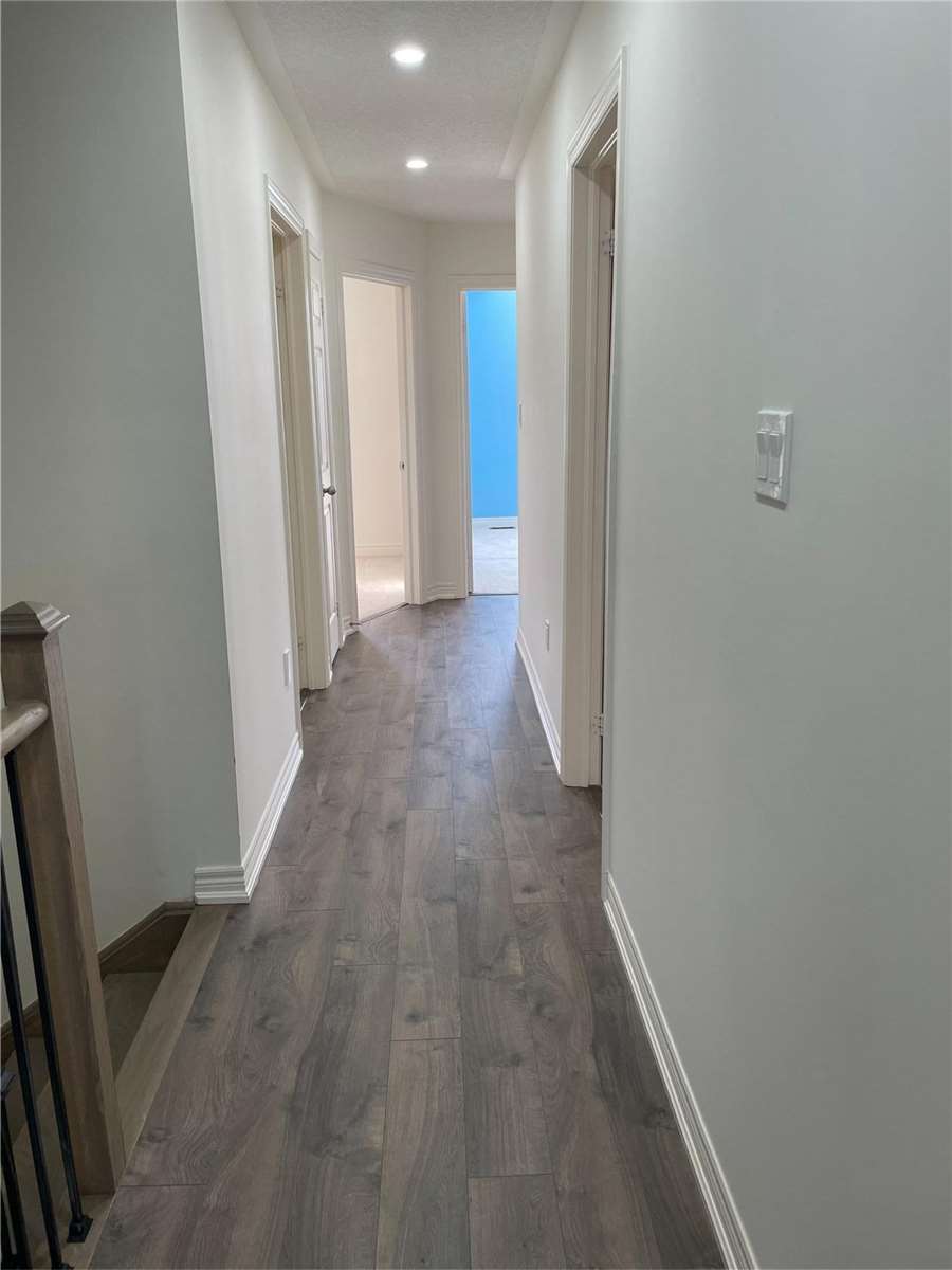 35 Riverwalk Dr