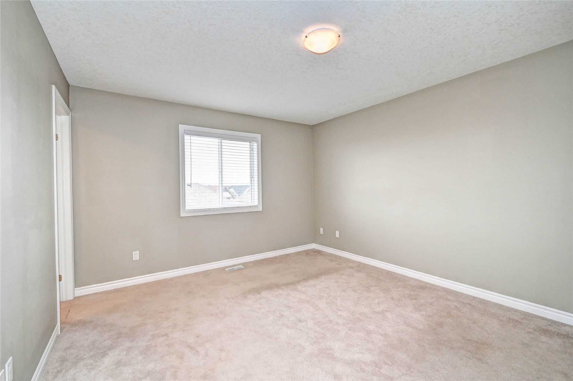 28 Jeffrey Dr