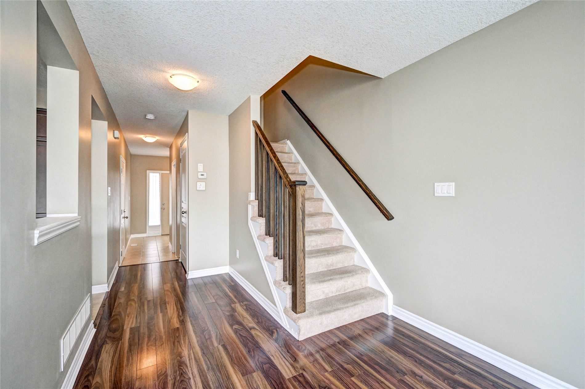 28 Jeffrey Dr