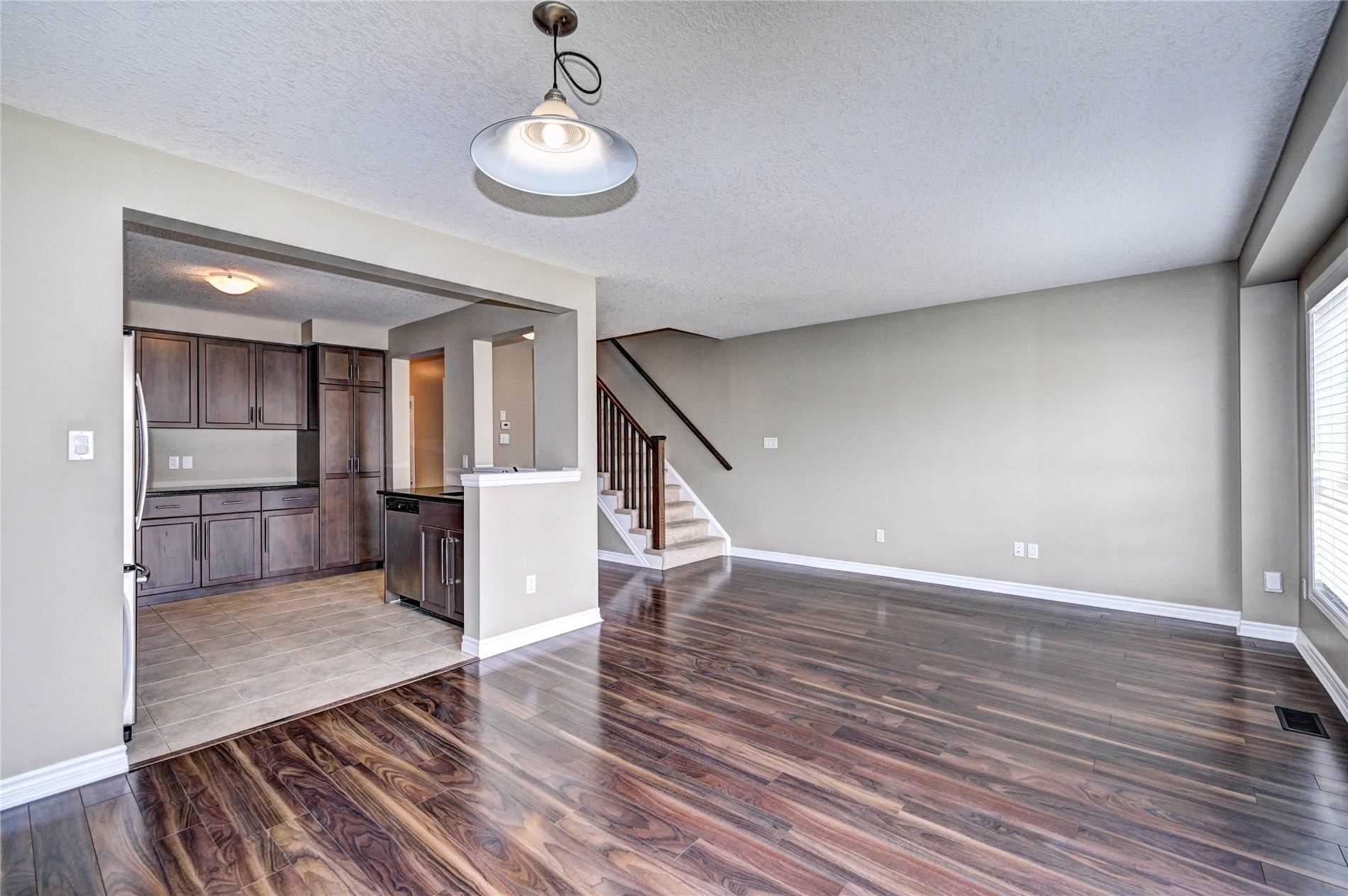 28 Jeffrey Dr