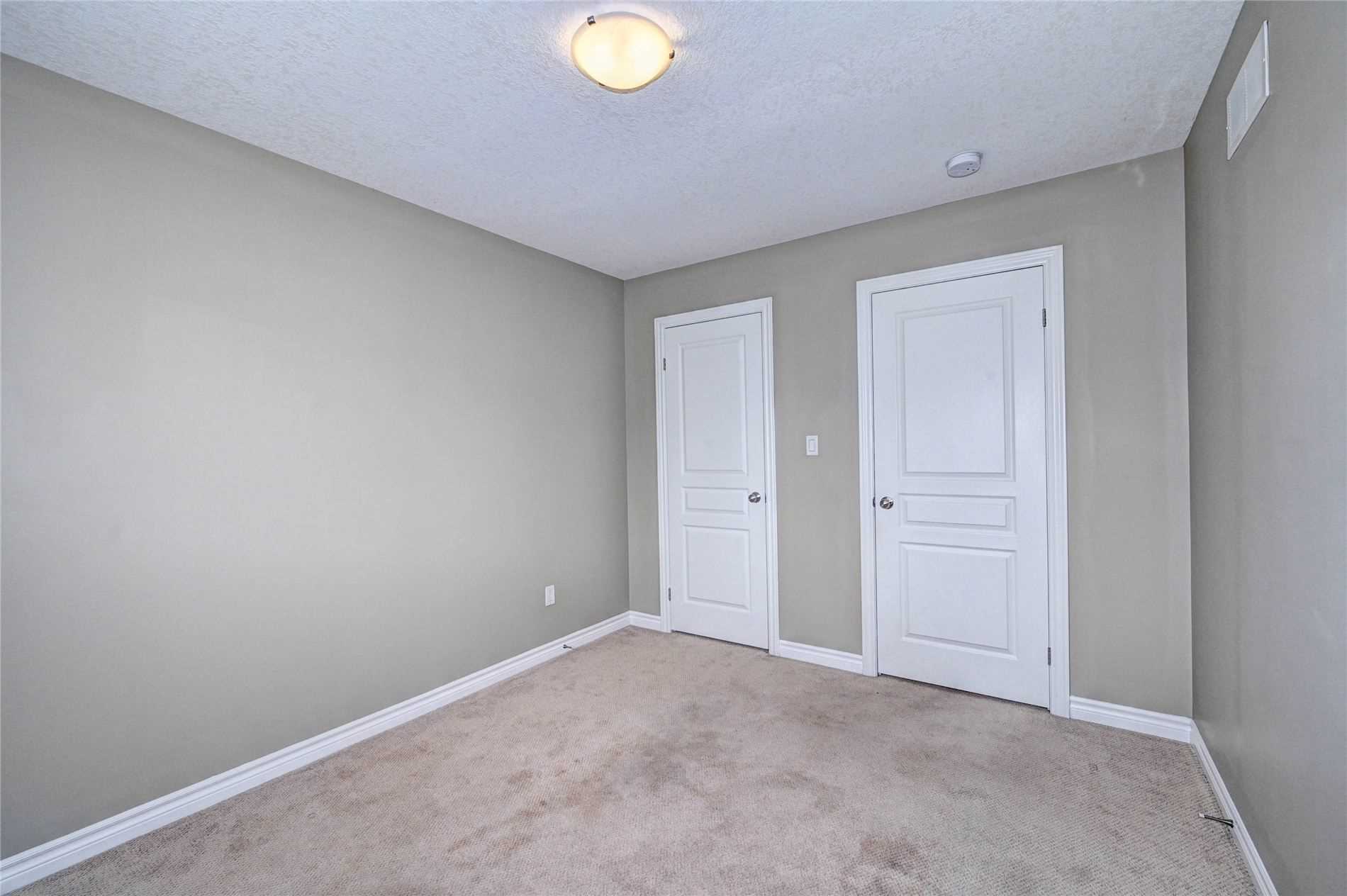 28 Jeffrey Dr