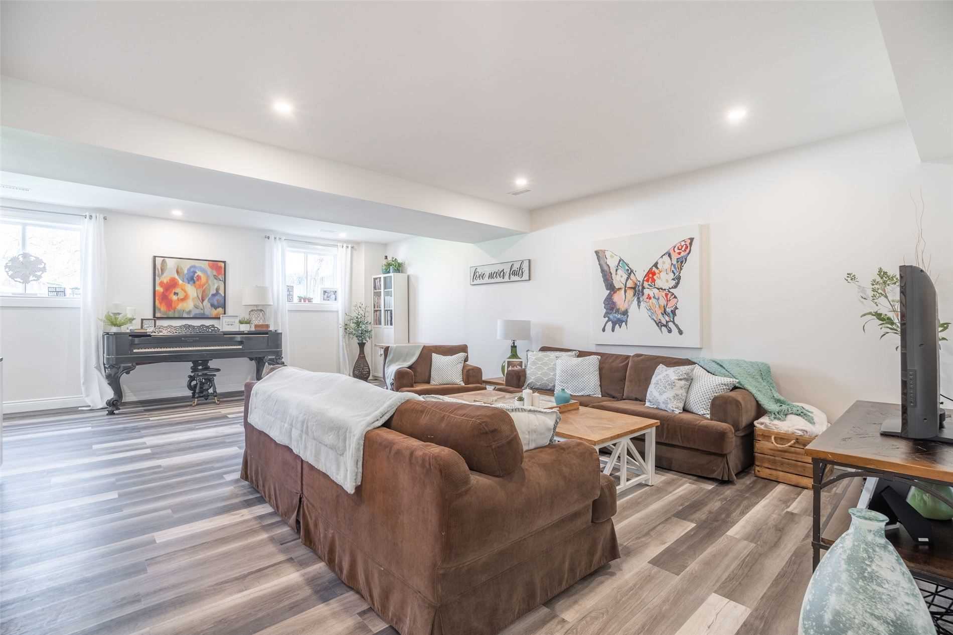 22 Painter Rd