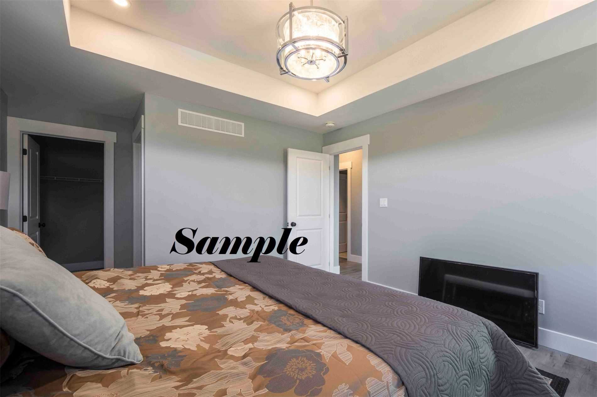 110 Farrington Cres